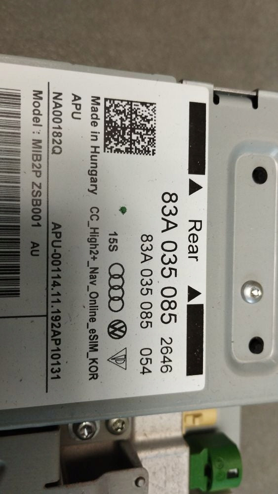 Audi Q3 F3 83A MIB2 Unit Navigation MMI Module SD SIM READER 83A035085