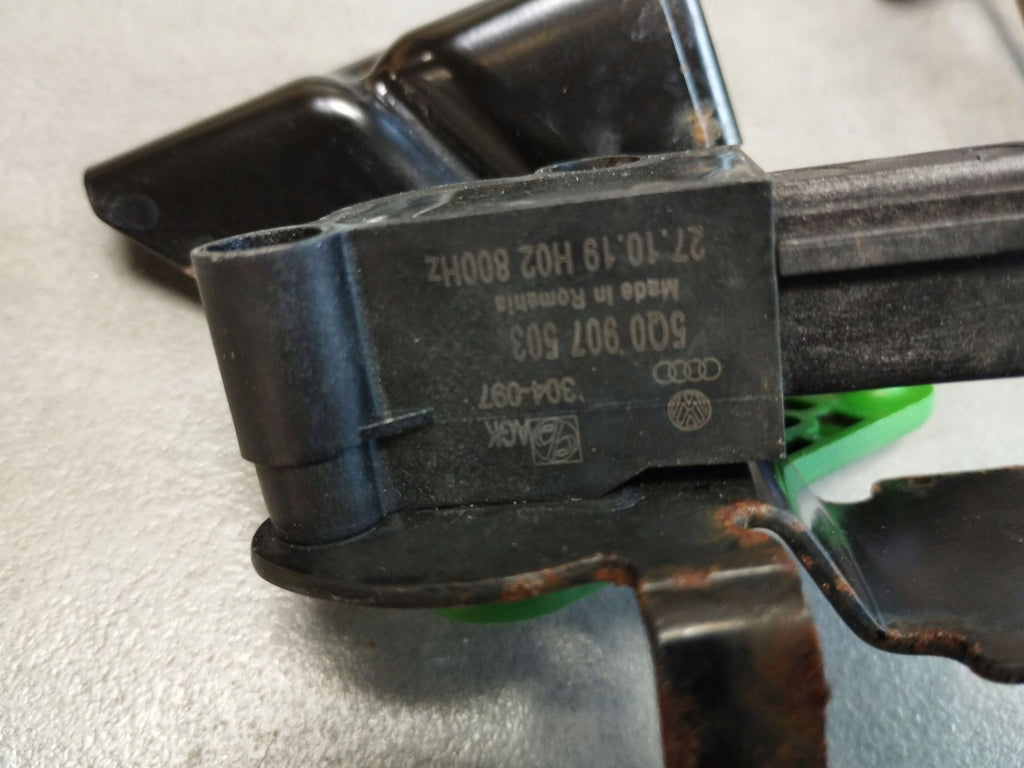 Audi Q3 F3 83A Suspension Leveling Sensor Rear 5Q0512521J