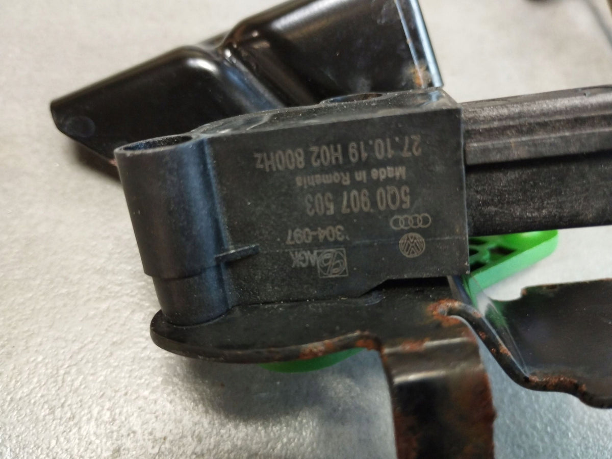 Audi Q3 F3 83A Suspension Leveling Sensor Rear 5Q0512521J