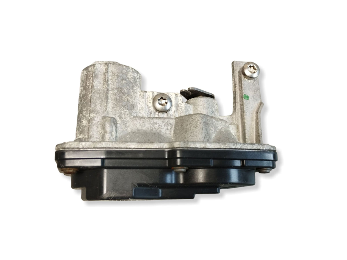 Audi Q3 F3 83A exhaust throttle 5Q0253691K