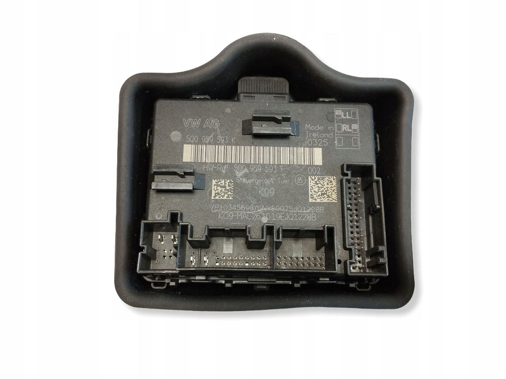Audi Q3 F3 83a Door Module Left Front 5Q0959593K