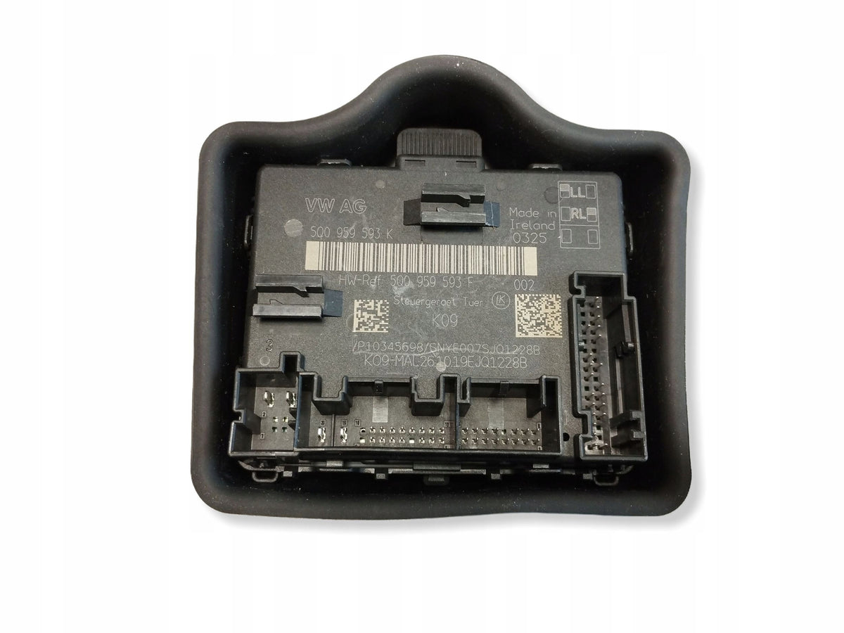 Audi Q3 F3 83a Door Module Left Front 5Q0959593K