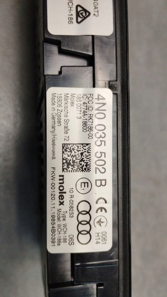 Audi Q3 F3 83a Induction charger 4N0035502B