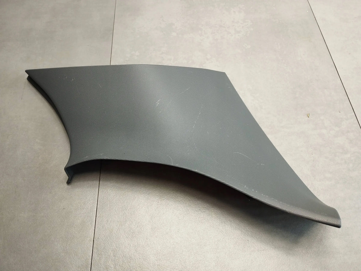 Audi Q4 e-tron POST COVER 89A867246 RIGHT