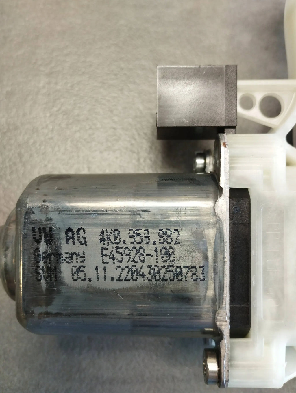 Audi Q4 e-tron WINDOW MOTOR 4K0959882