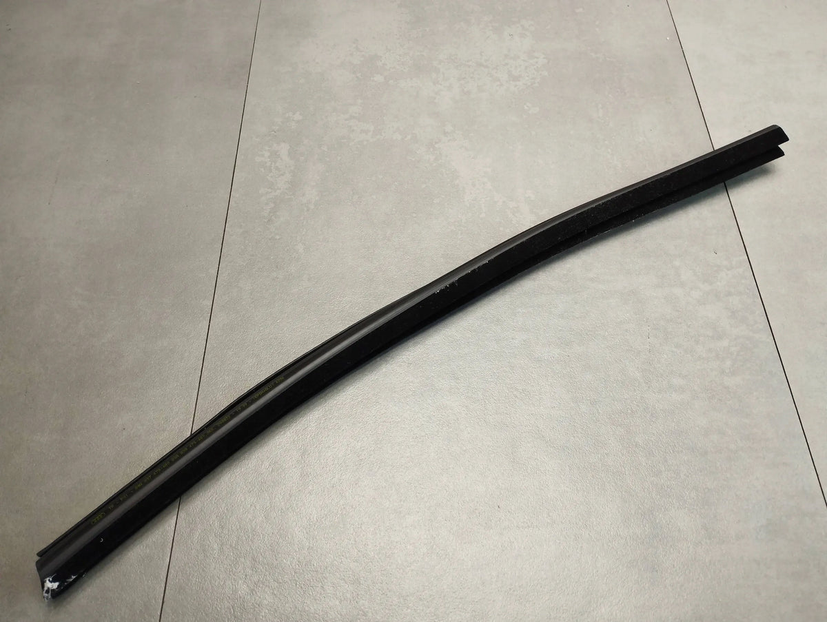 Audi Q4 e-tron Window scraper seal 89A837479