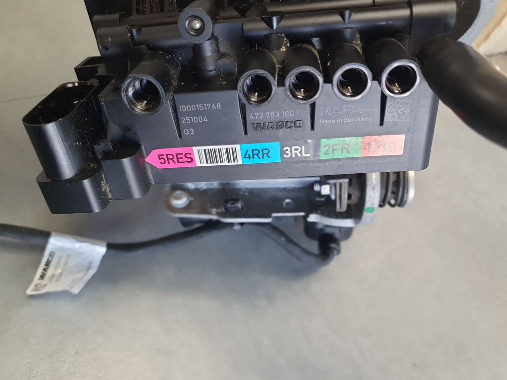 Audi Q6 e-tron Compressor suspension compressor 95C616005T