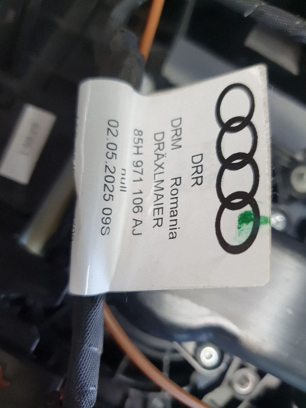 Audi Q6 e-tron Electric Vehicle Charging Cable 85H971106AJ