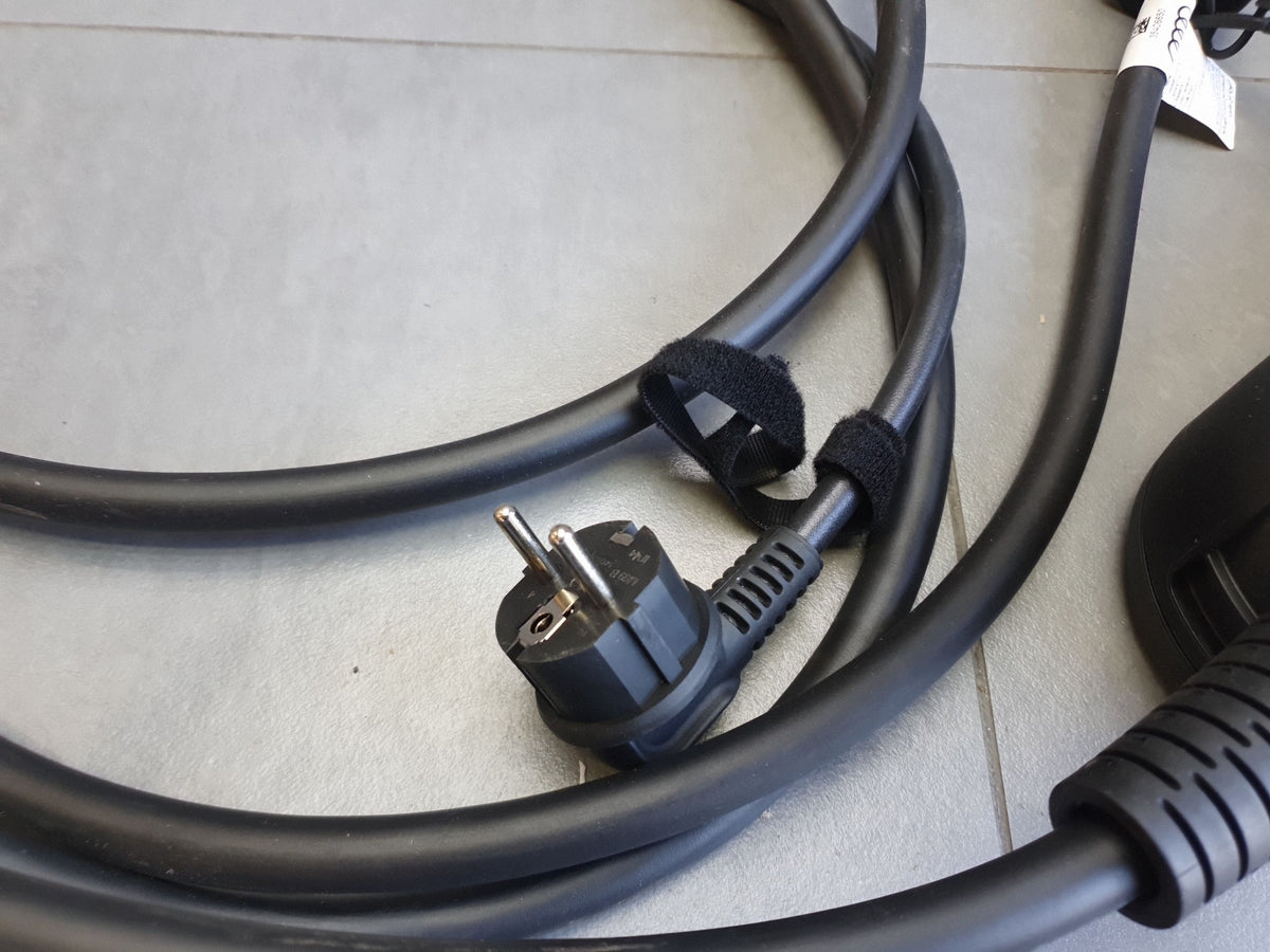 Audi Q6 e-tron Electric Vehicle Charging Cable 8V4971675CQ