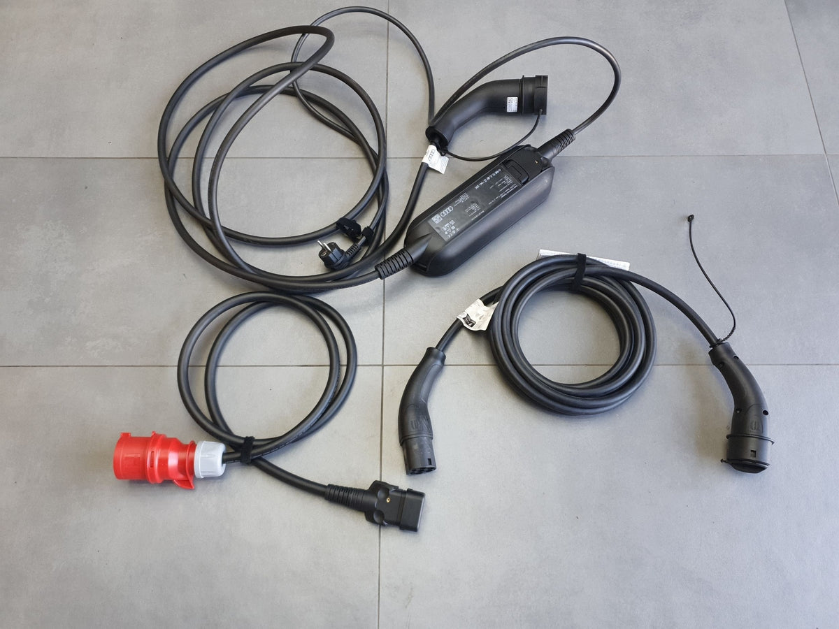 Audi Q6 e-tron Electric Vehicle Charging Cable 8V4971675CQ