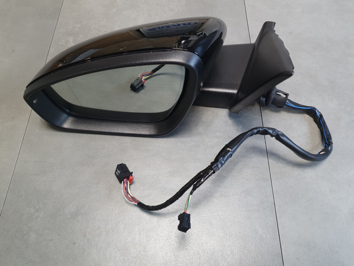 Audi Q6 e-tron Electric mirror left 16+4 pins camera 85H857409AF