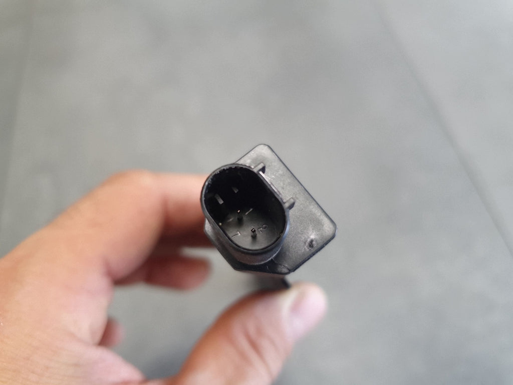Audi Q6 e-tron Keyless Entry Antenna 85H907247A