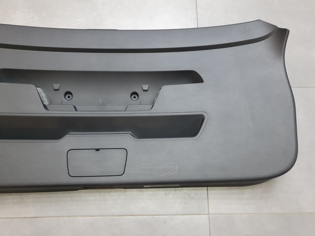 Audi Q6 e-tron Tailgate upholstery 85H867979