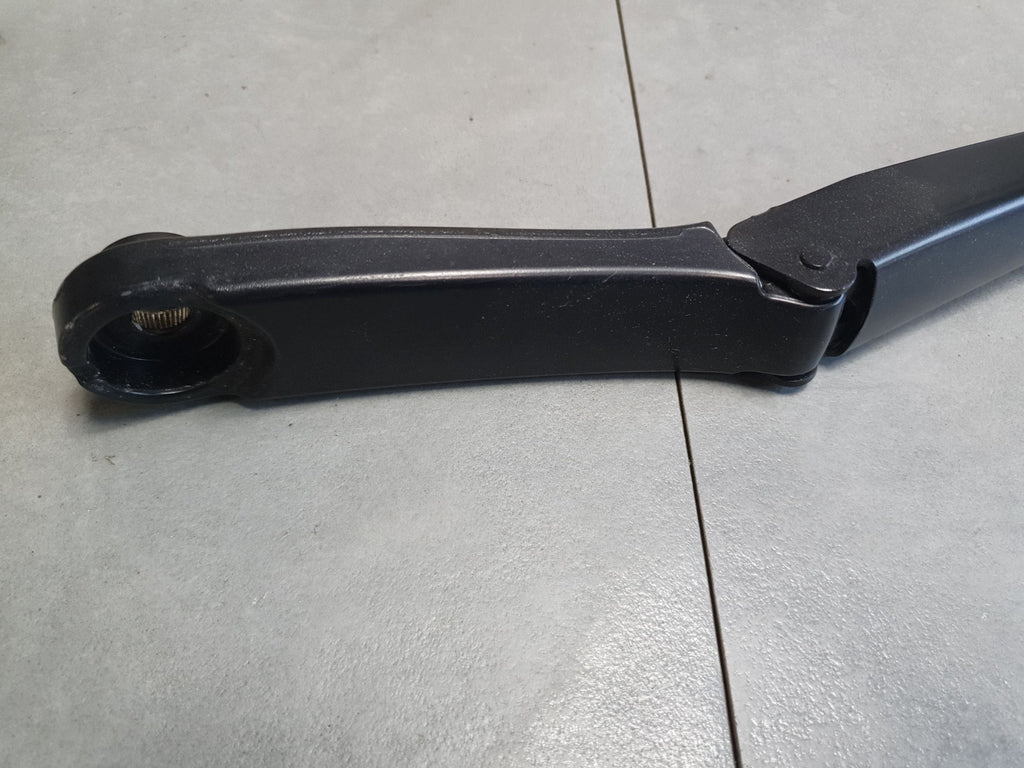 Audi Q6 e-tron front wiper arm left 95C955409B