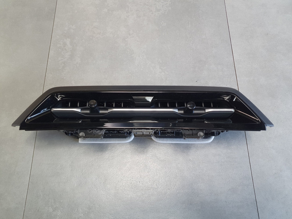 Audi Q6 e-tron middle air supply grille 85E820951C
