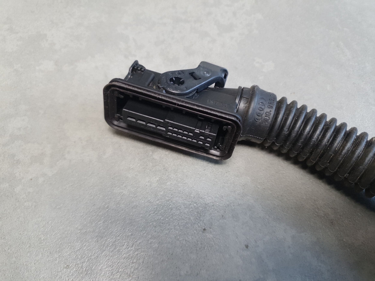 Audi Q6 e-tron rear door harness left rear 85H971687BA