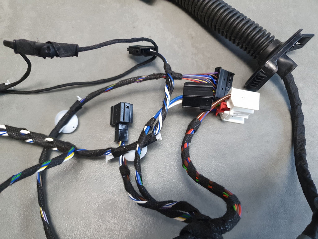 Audi Q6 e-tron rear door harness left rear 85H971687BA