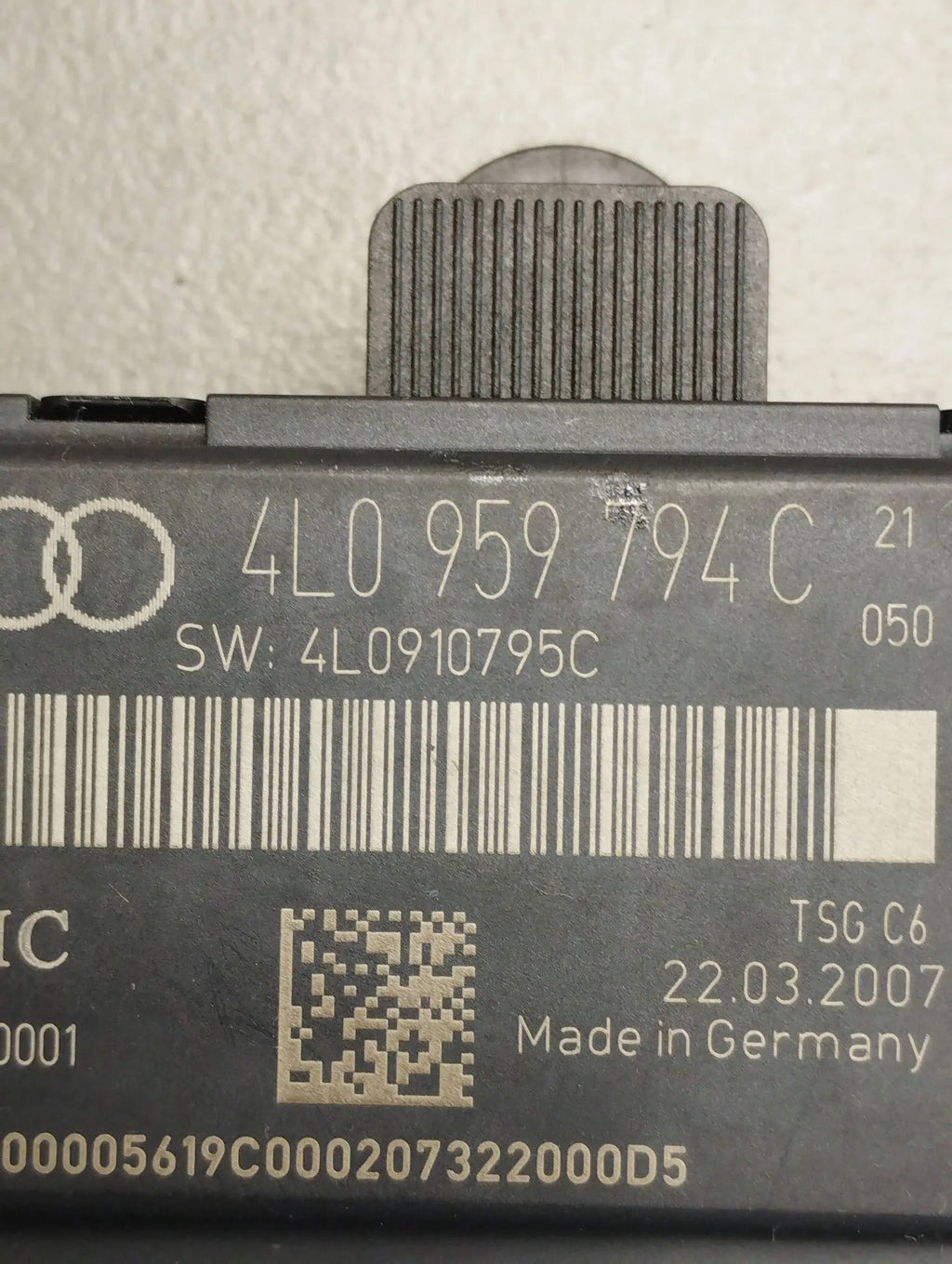 Audi Q7 4L DOOR MODULE LEFT 4L0959794C