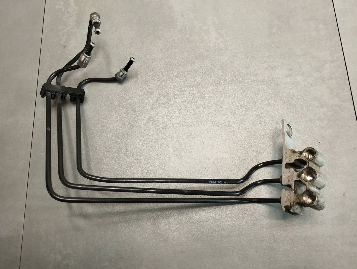 Audi Q7 4L SPLITTER BRAKE TUBES 7L0614124