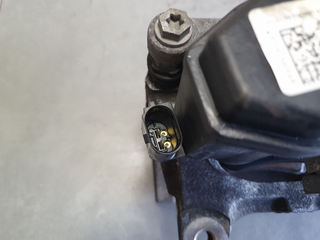 Audi Q7 4M Brake caliper left rear 4M0615405AR