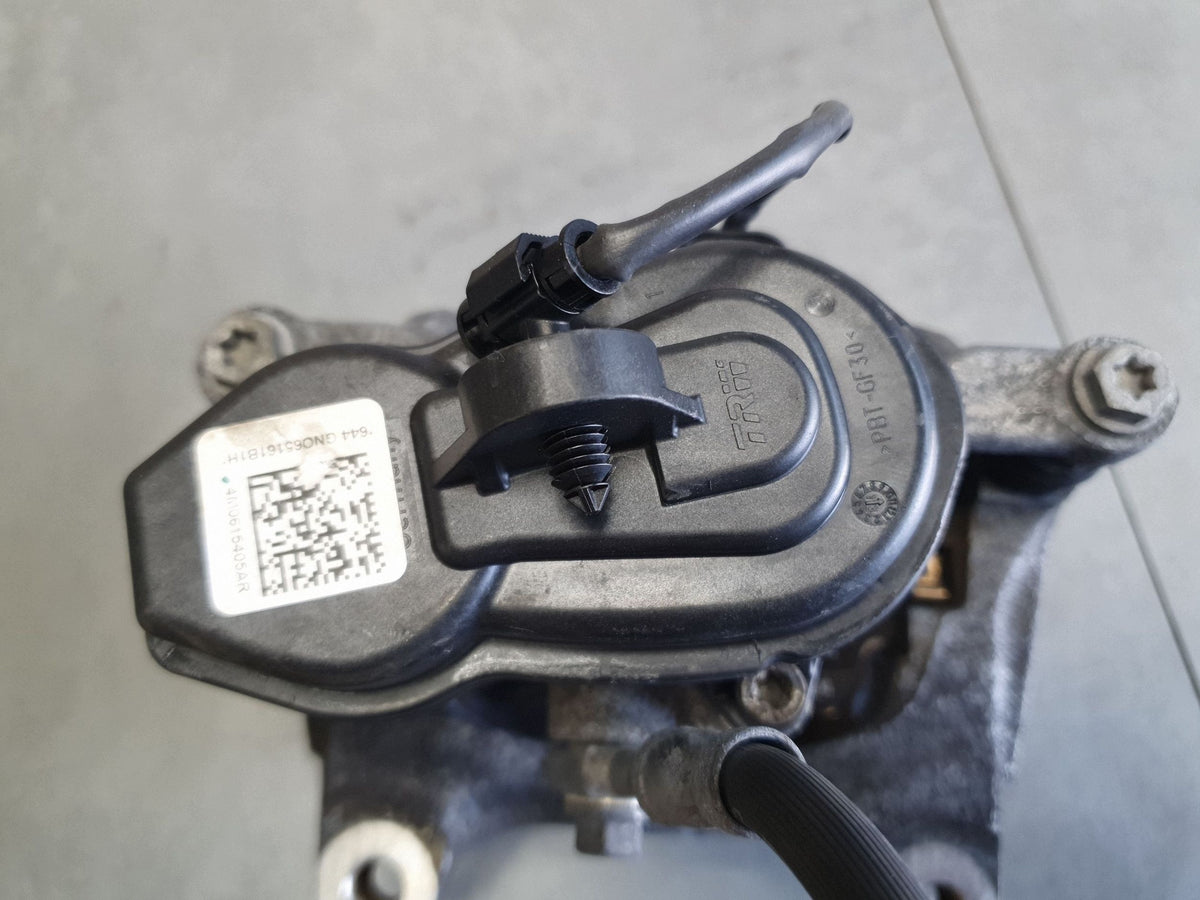 Audi Q7 4M Brake caliper left rear 4M0615405AR