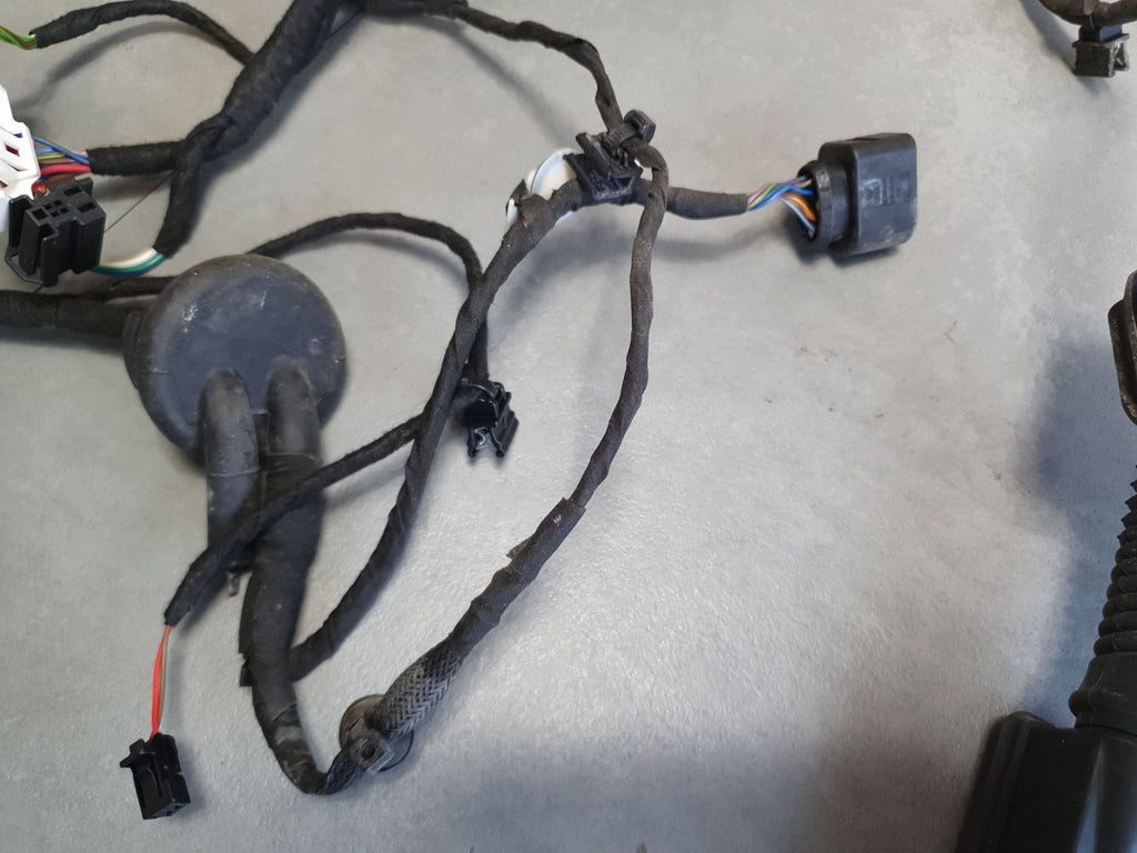 Audi Q7 4M Door harness left rear 4M0971687EE