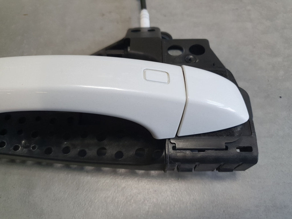Audi Q7 4M Exterior door handle right rear keyless ls9r 4H0837206