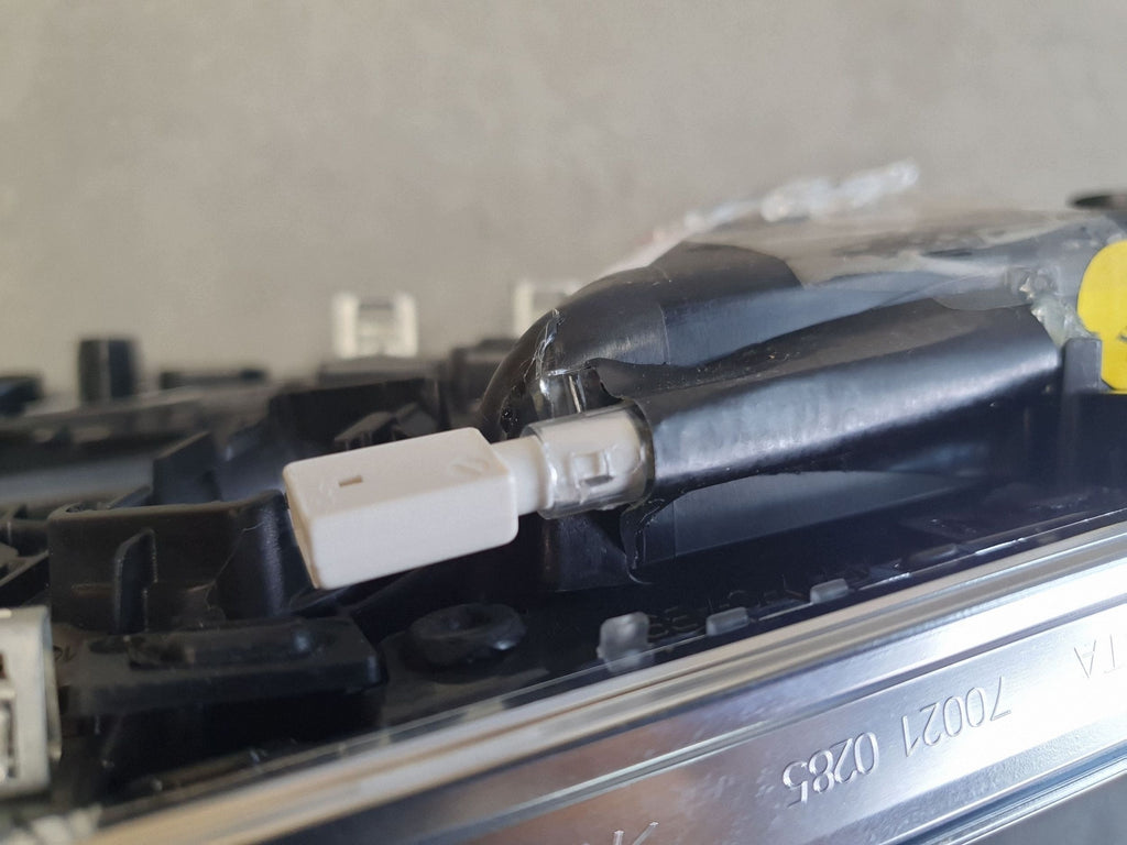 Audi Q7 4M Interior door handle right front 4M0837020A
