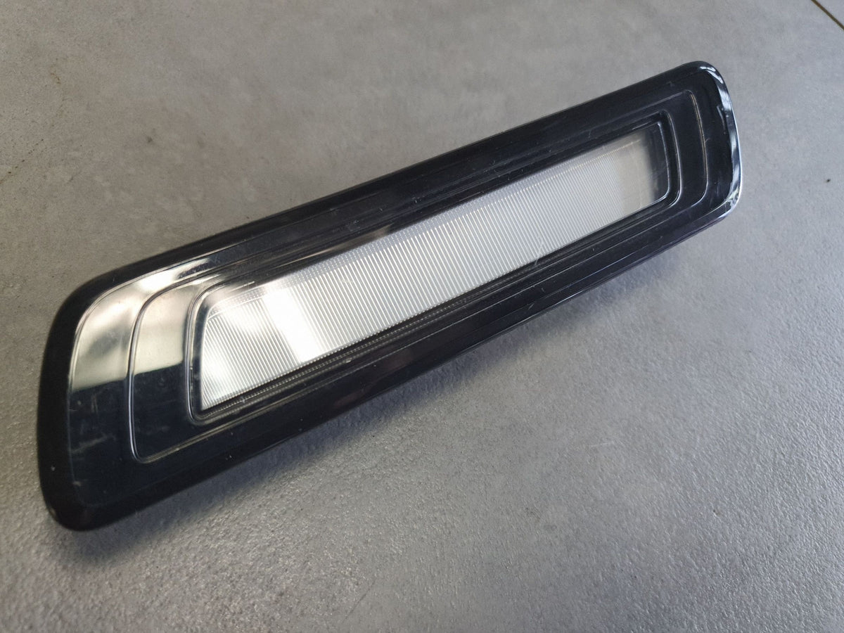 Audi Q7 4M Luggage compartment light 4M0947170