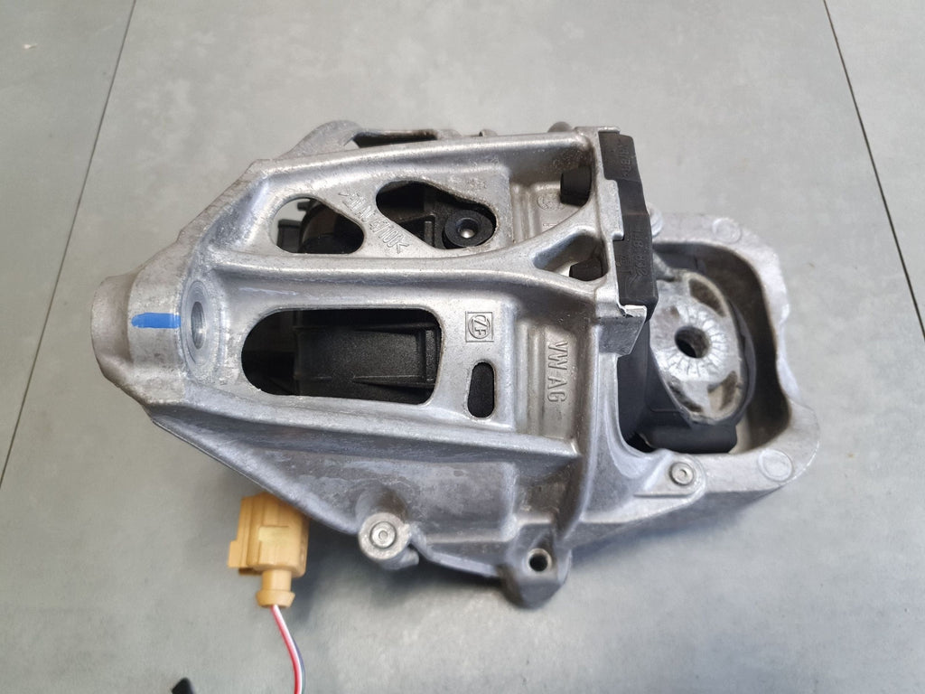 Audi Q7 4M Paw engine cushion 782215147918