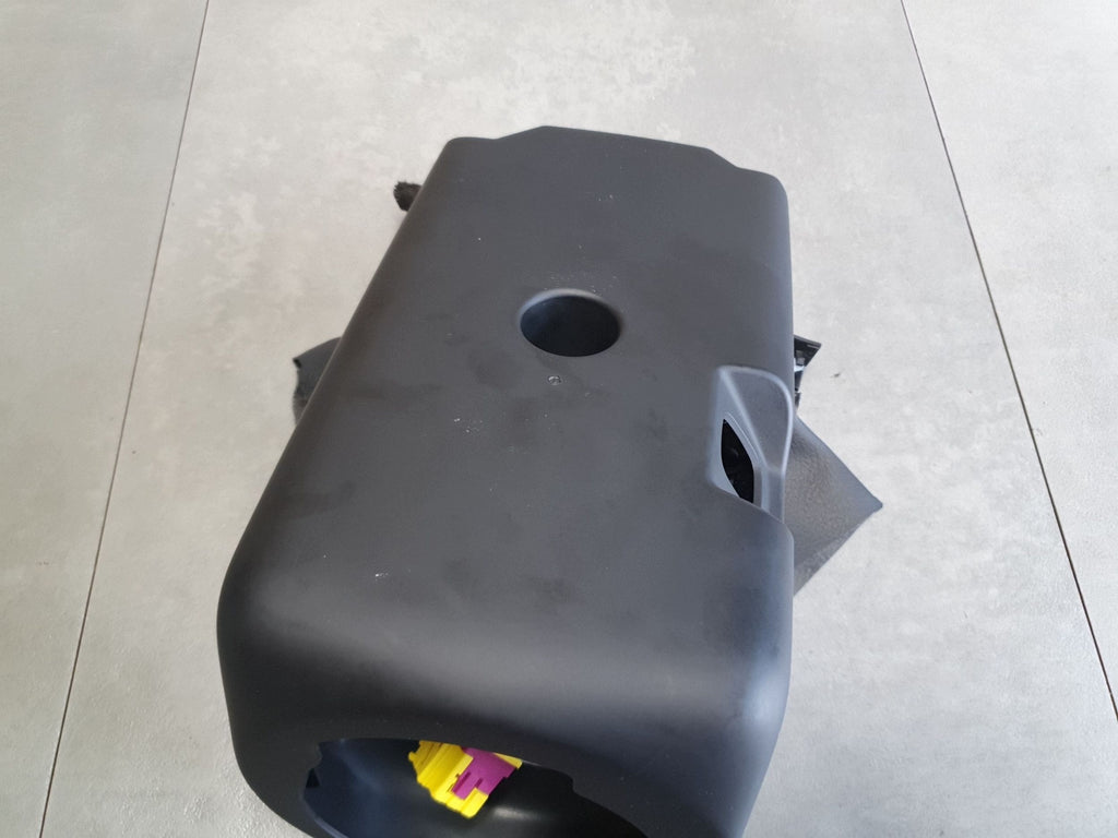 Audi Q7 4M Steering Column Cover 4M0953516A