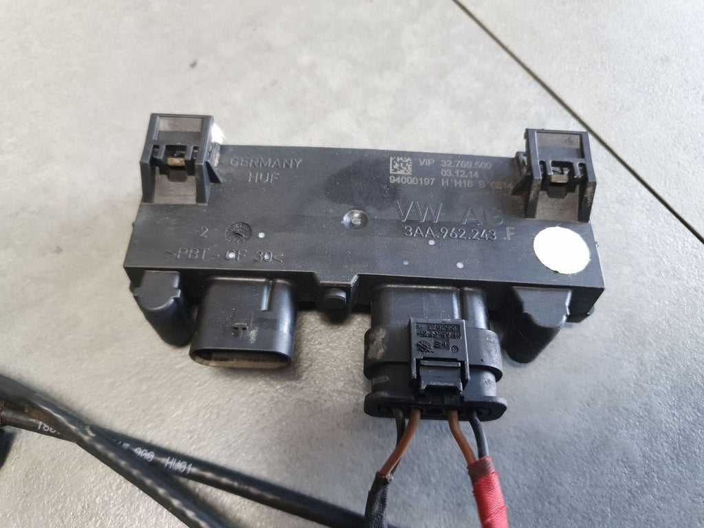 Audi Q7 4M Tailgate opening module 3AA962243F