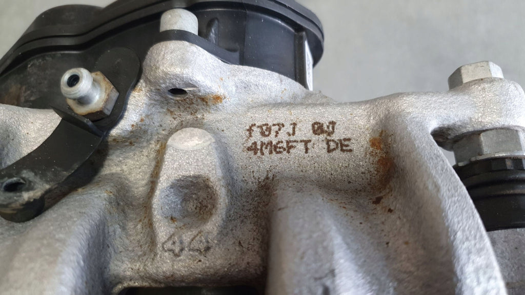 Audi Q8 Brake caliper right rear 4M040GFT