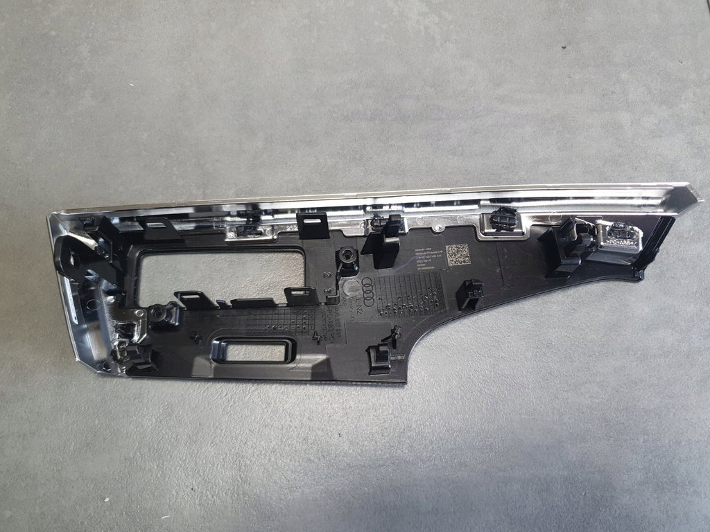 Audi Q8 Decorative board strip 4M8857237