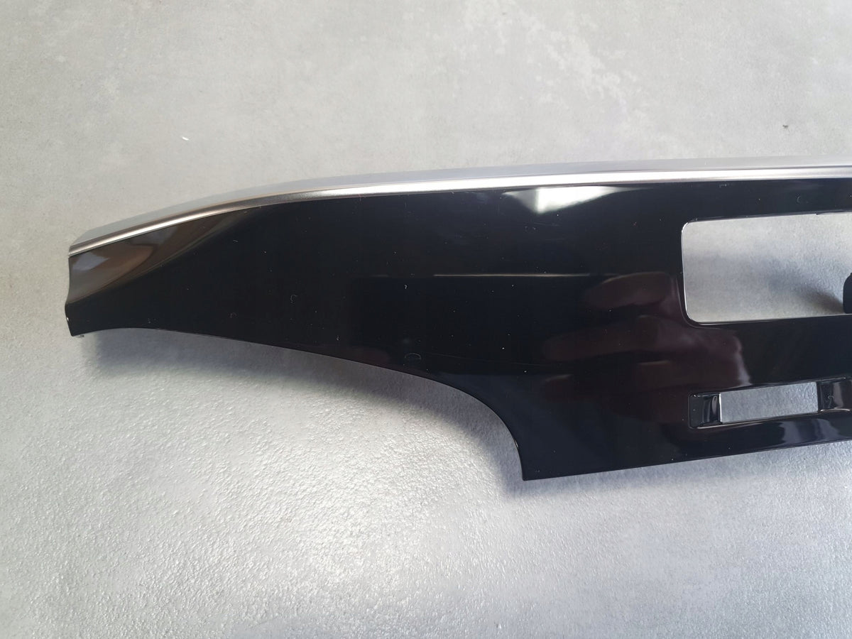Audi Q8 Decorative board strip 4M8857237