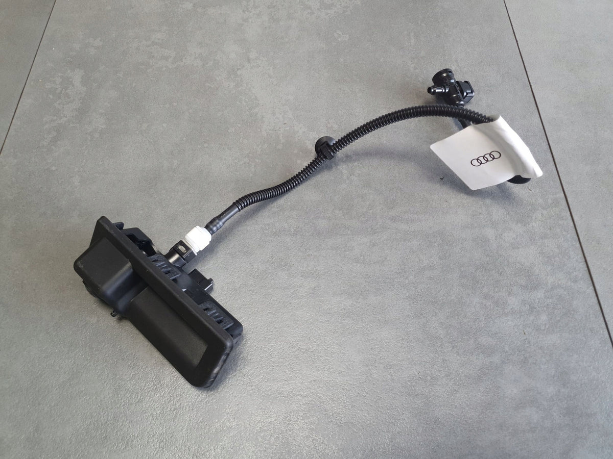 Audi Q8 Tailgate handle with camera 4M8955961A 760827566