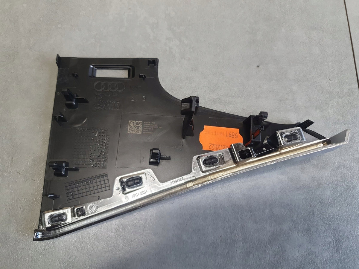Audi Q8 cover board decor 4M8857238D