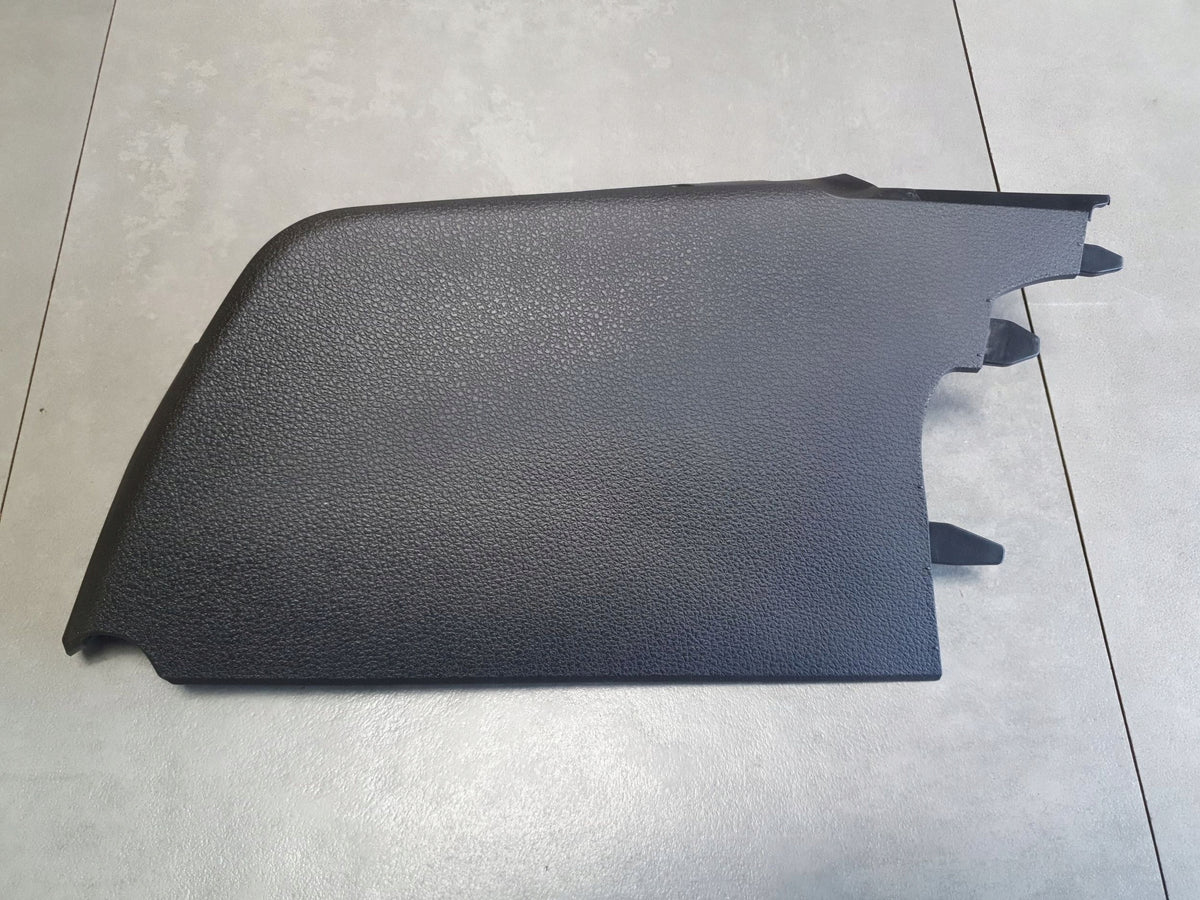 Audi Q8 side guard left 4M8868605