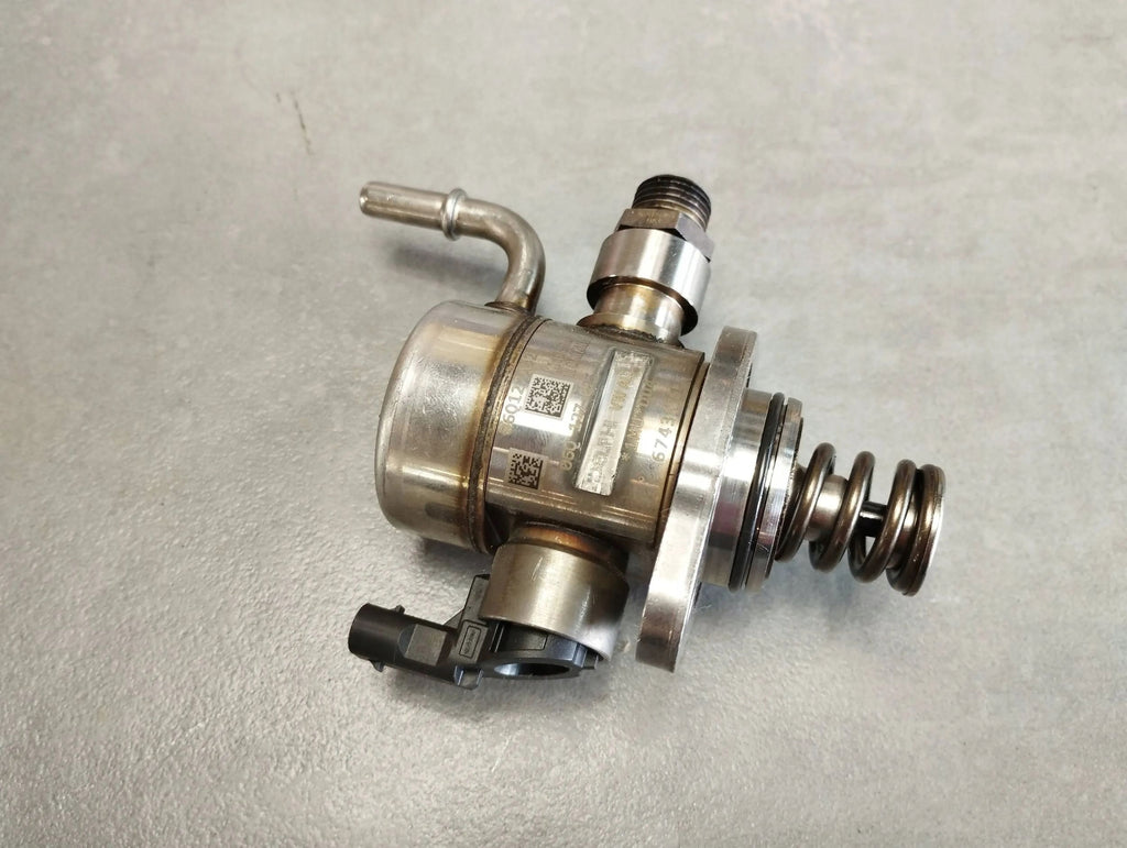 Audi S3 A3 8Y 2.0 TFSI INJECTION FUEL PUMP LIKE NEW 4KM 06Q127025AA