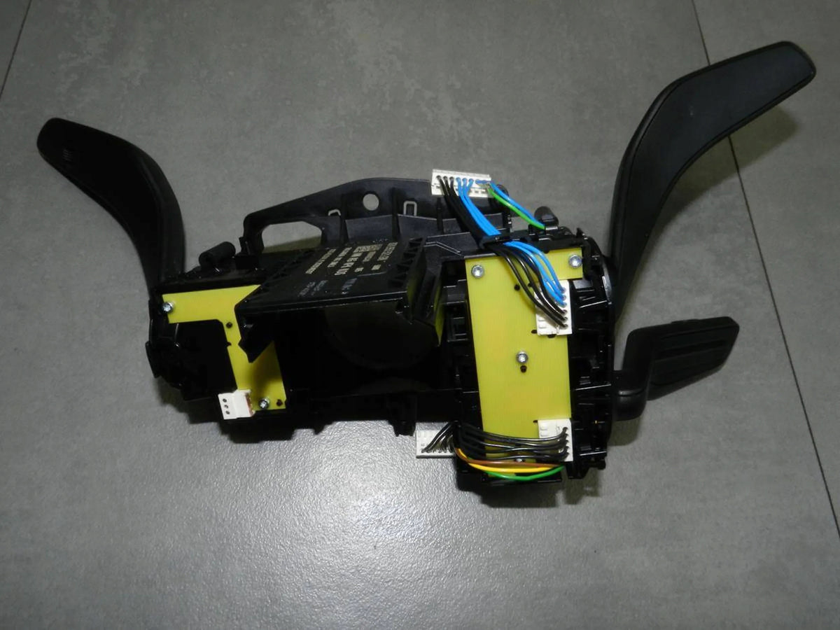 Audi S3 A3 8Y COMBINED SWITCH 82A953521GN