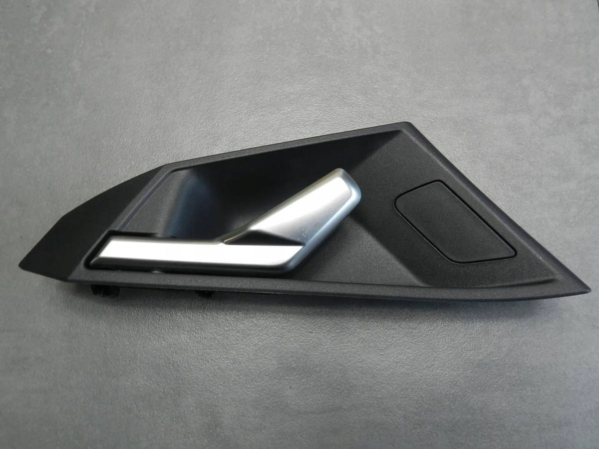 Audi S3 A3 8Y DOOR HANDLE RIGHT REAR 8Y0837020