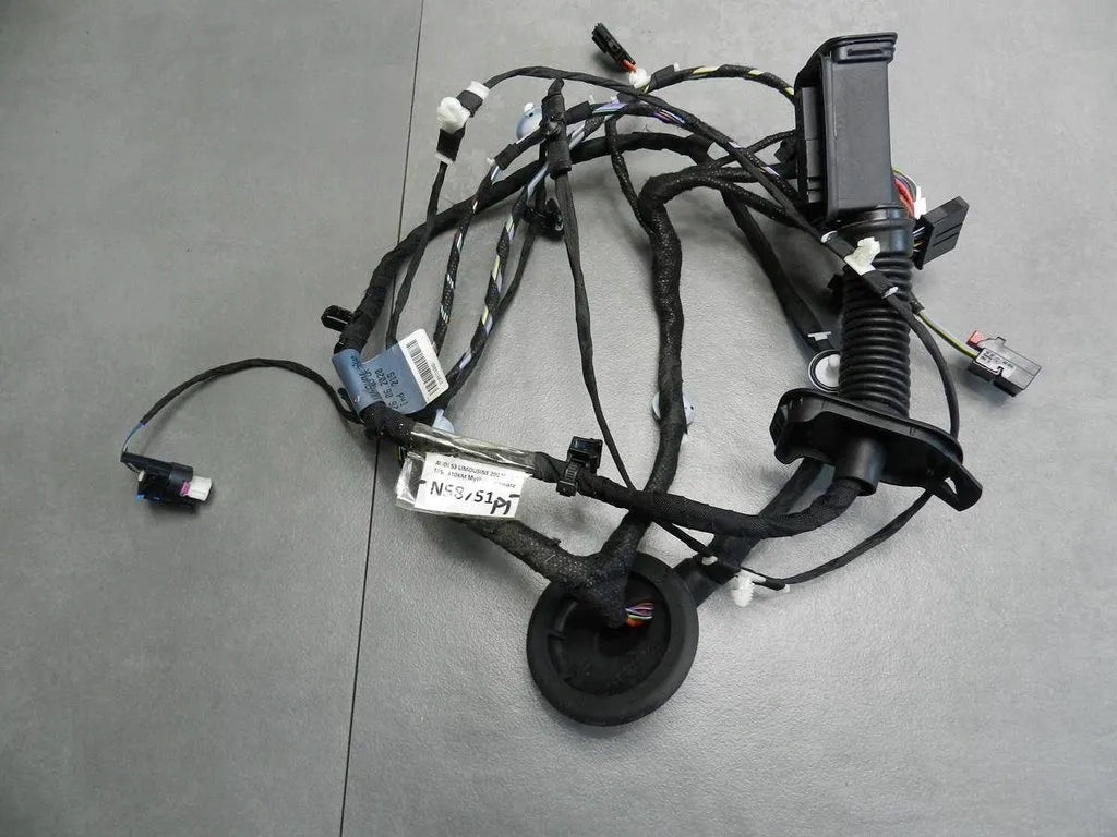 Audi S3 A3 8Y DOOR HARNESS RIGHT REAR 8Y0971688Q