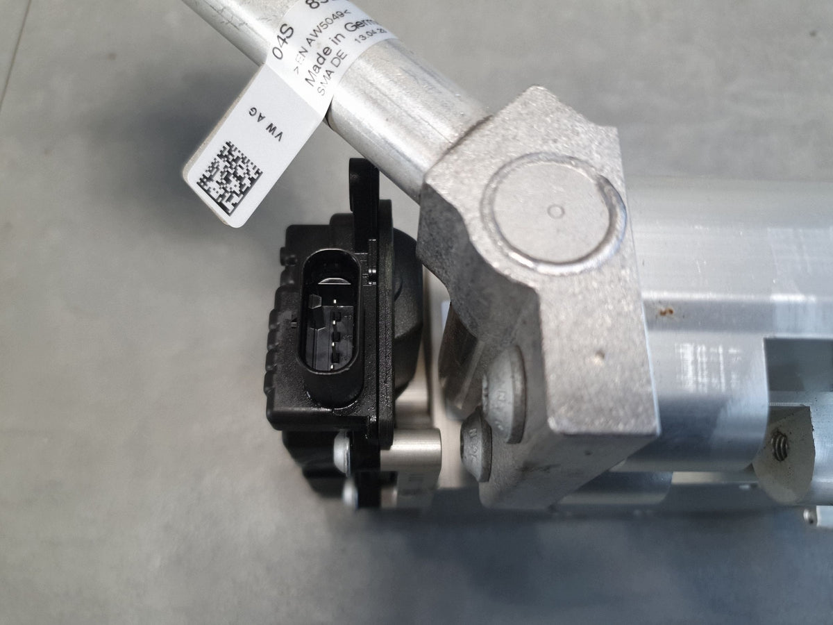 Audi SQ6 e-tron Air conditioning expansion valve 85E816099