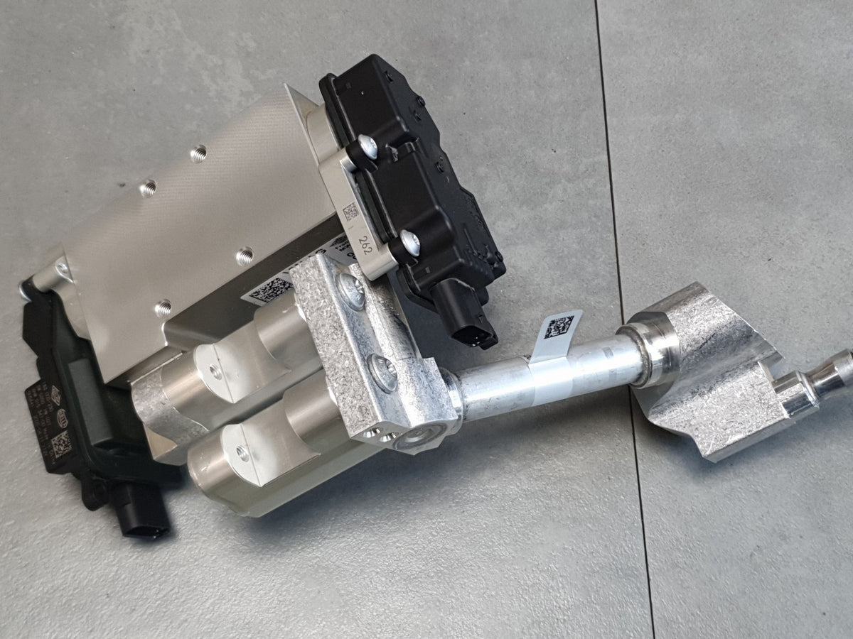 Audi SQ6 e-tron Air conditioning expansion valve 85E816099C