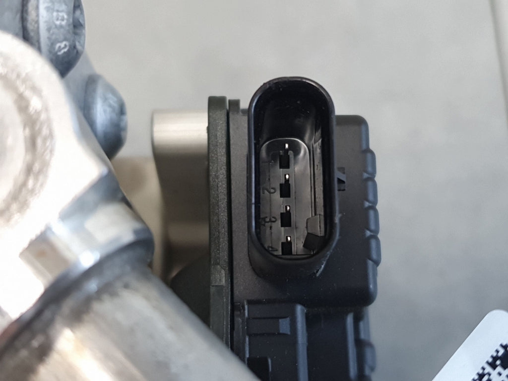 Audi SQ6 e-tron Air conditioning expansion valve 85E816099C