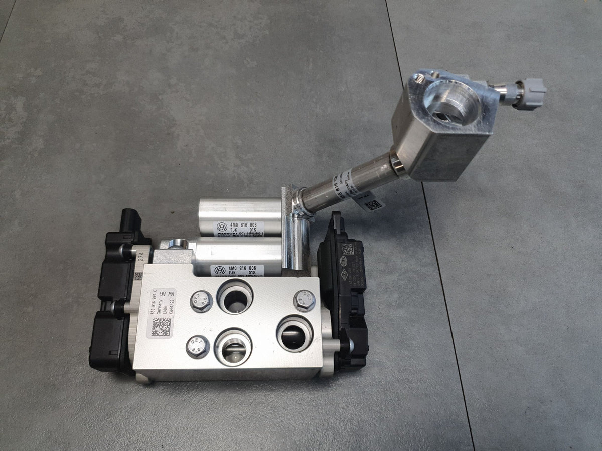 Audi SQ6 e-tron Air conditioning expansion valve 85E816099C