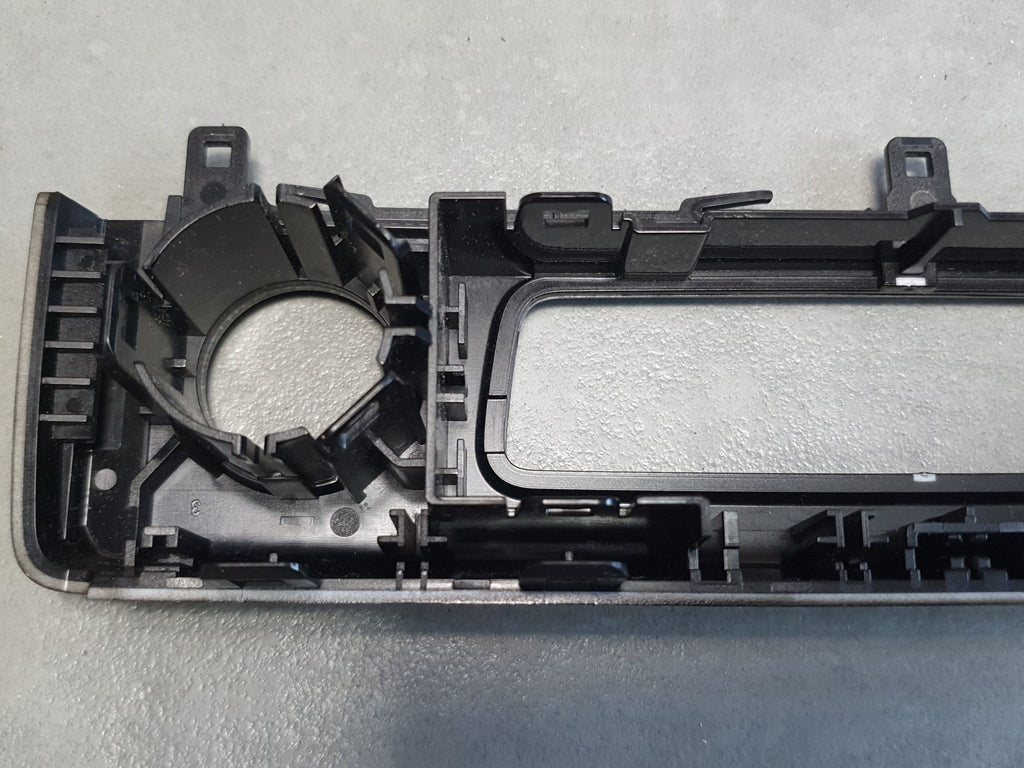 Audi SQ6 e-tron Center console cover 85E863263