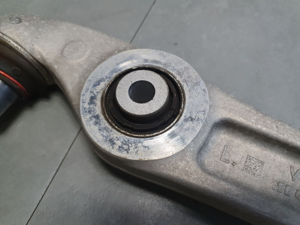Audi SQ6 e-tron Control arm front left front 85E407151M