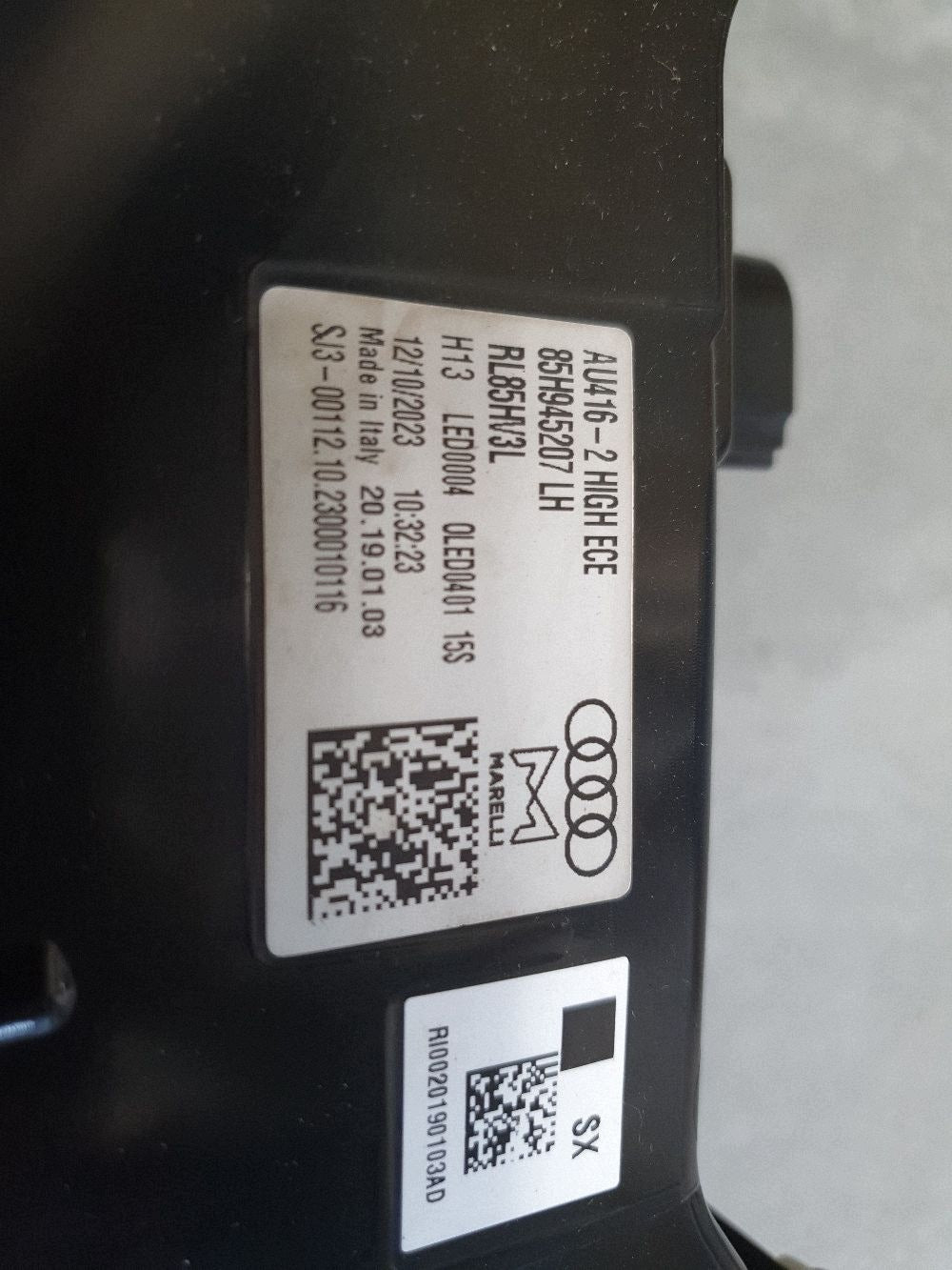 Audi SQ6 e-tron Lamp Left rear oled 85H945207