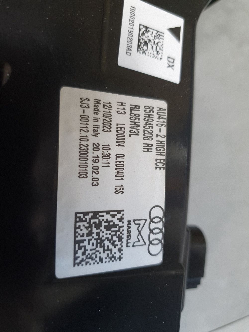 Audi SQ6 e-tron Lamp right rear oled 85H945208